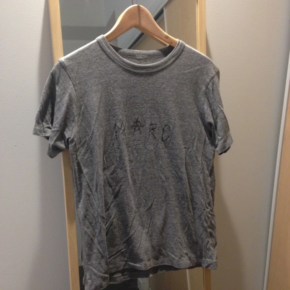 Marc by Marc Jacobs Grey T-Shirt with Fist Print - Picture 2 of 5